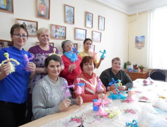 Мастер-класс для взрослых по изготовлению оберега-Масленицы