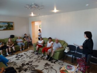 Цветов красою сердце взято в плен