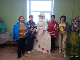 Экскурсия на выставку «Новогодний микс»