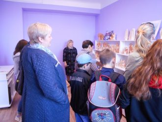 Экскурсия клуба приёмных семей «Счастливчики» в МКЦ