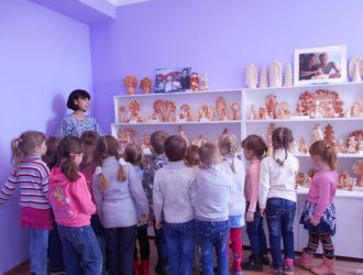 Экскурсия старшей группы д/с№8 в МКЦ.