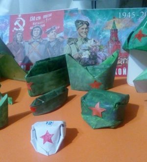 Головные уборы советской эпохи