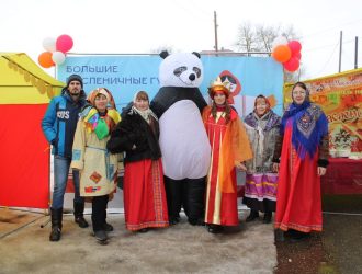 «Масленица идёт, блин да мёд несёт»